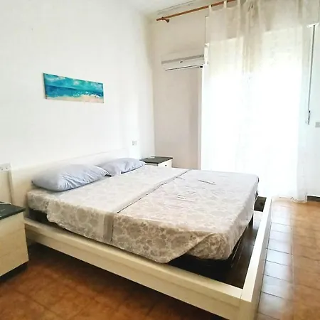 Mare Di Mare Apartman Luni